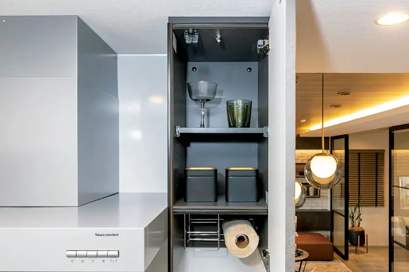 スリーシェアハンガー付吊戸棚