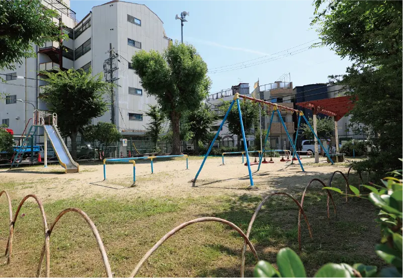 八雲東町1丁目児童遊園