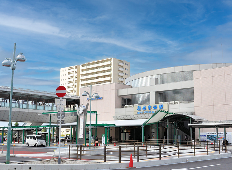 「和泉中央」駅へ直通16分